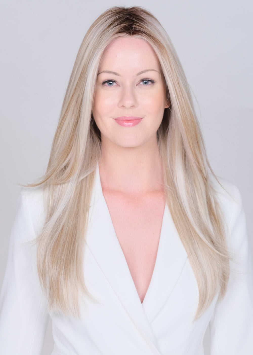 Hand-Tied Dolce & Dolce 23 Lace Front Monofilament Part Synthetic Wig By Belle Tress